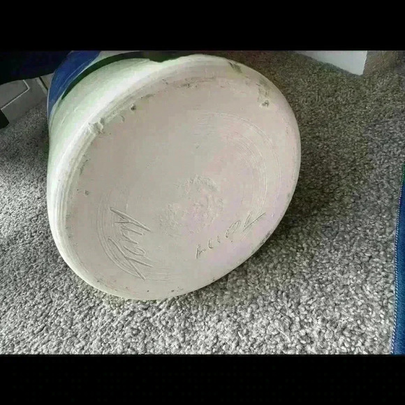 Hand Painted Cornflower Blue Pottery Vase By Tony Terry Nancy Meyers - Picture 4 of 5